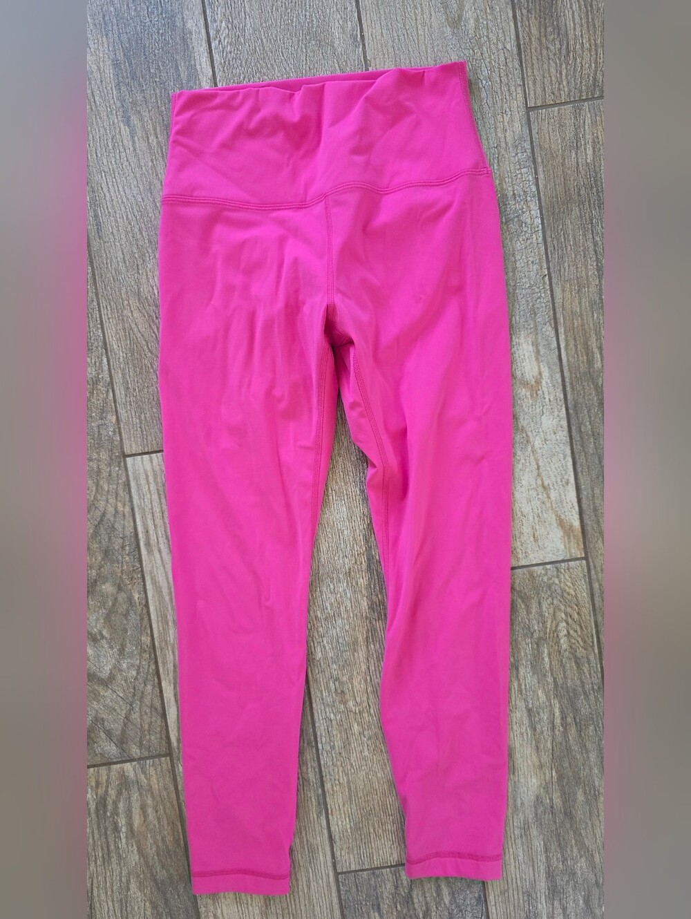 HeyNuts Hot Pink Athletic Leggings Medium 8/10